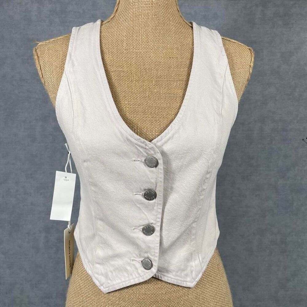 100% cotton vest with button up front